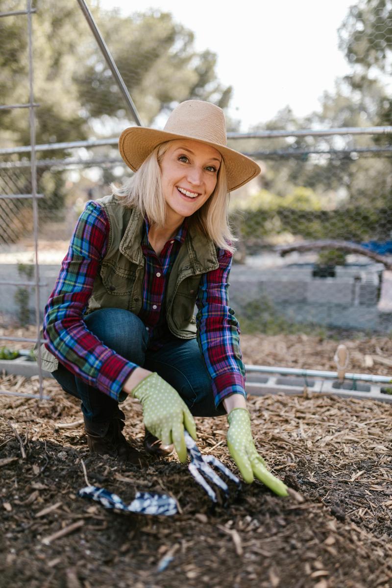 garden planting-dd1ee91204cf44aa8df6b4e5273cbe66.jpg garden planting