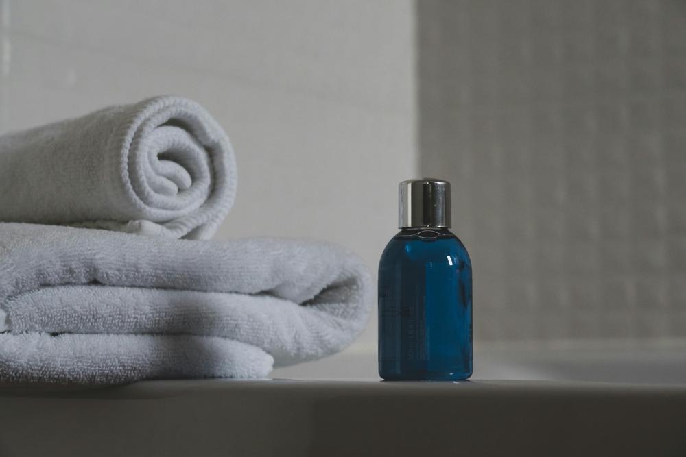 modern bathroom-d3895a713407430883f37ec6d40a7513.jpg modern bathroom